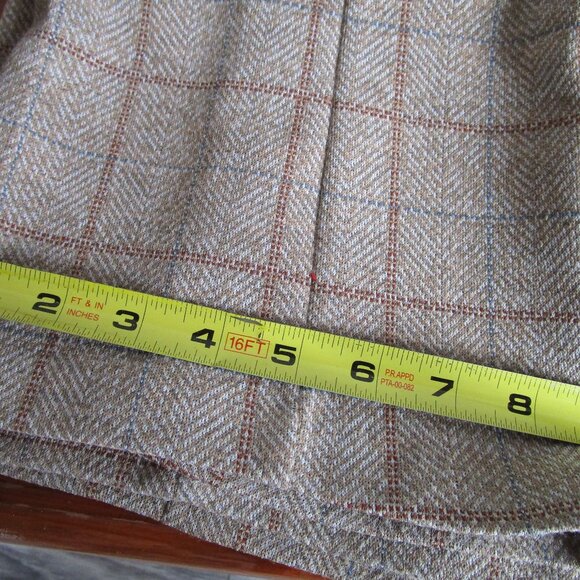 1970s brown faux wool slacks with elastic waist. Plaid, used condition. - Picture 6 of 12